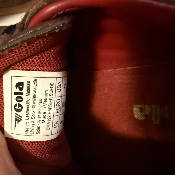 Gola men’s Harrier suede dark brown, gum, brown shoe laces. - Picture 5 of 5